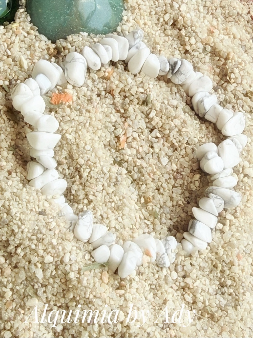 Alquimia White Howlite Chip Bracelet